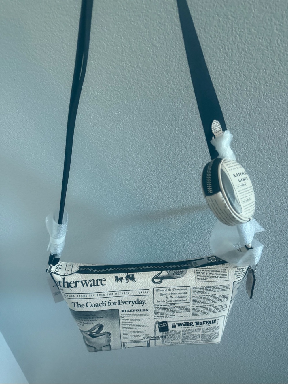 Coach Newspaper Print Crossbody in Cream and Black with Coin Pouch - Picture 9 of 9